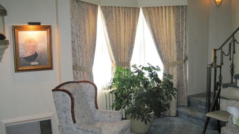 living room 768x431